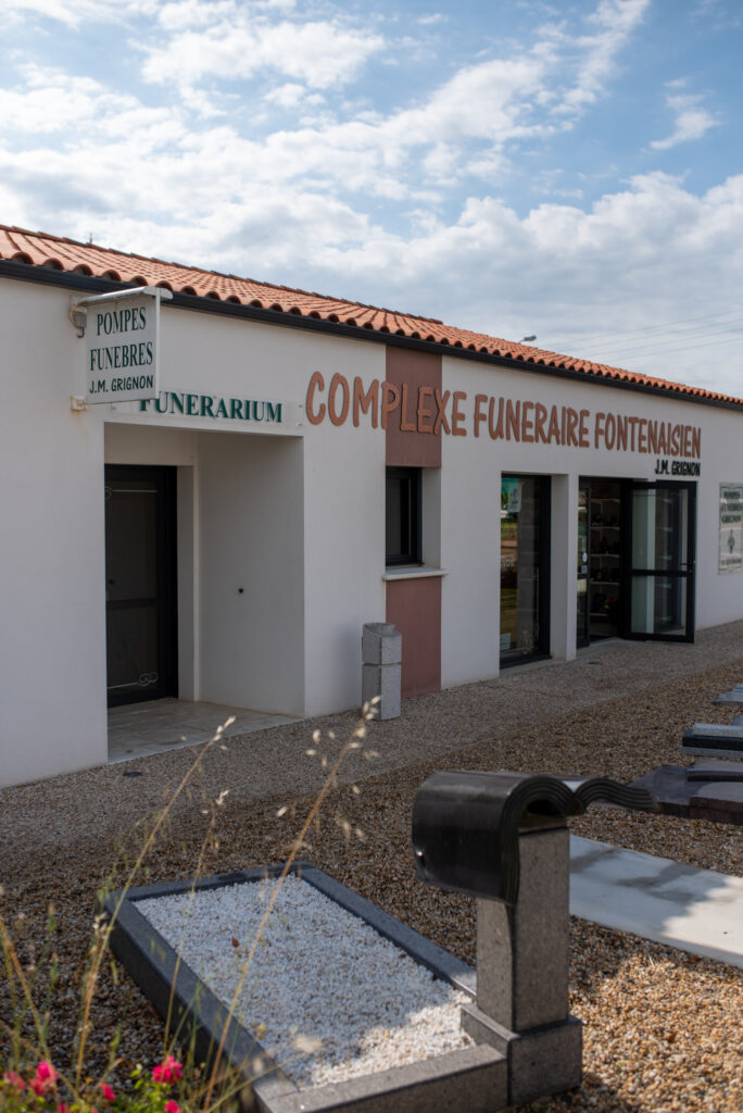 deventure complexe funeraire fontenaisien